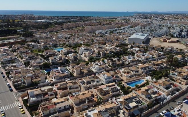 Resale - Dúplex -
Torrevieja - Costa Blanca