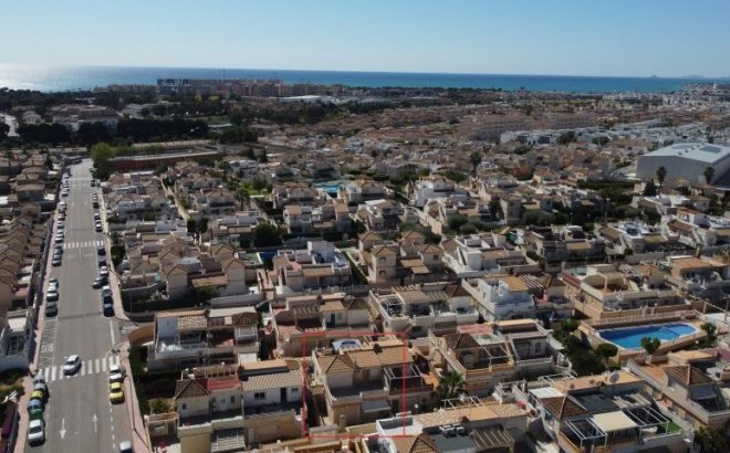 Resale - Dúplex -
Torrevieja - Costa Blanca