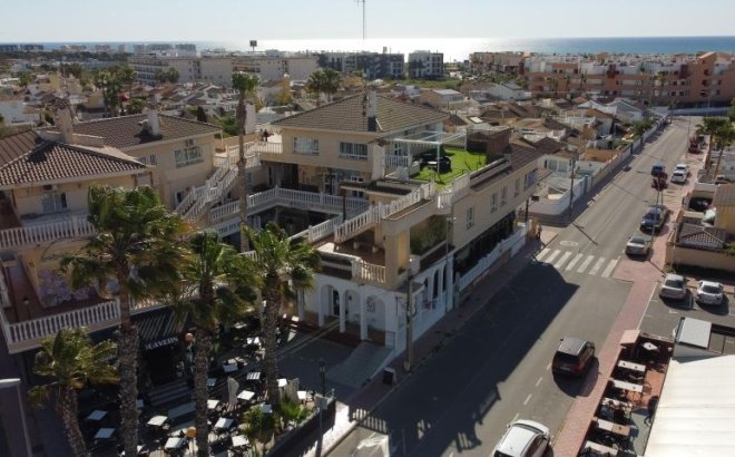 Resale - Commercial -
Orihuela Costa - Costa Blanca