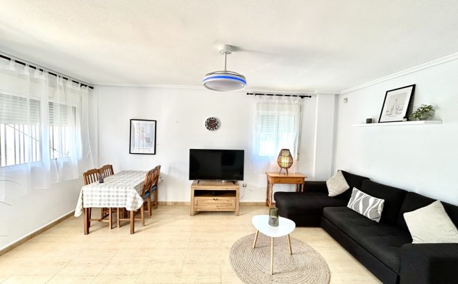 Resale - Apartment -
Villamartin - Costa Blanca