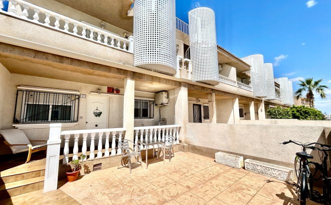 Resale - Apartment -
Villamartin - Costa Blanca