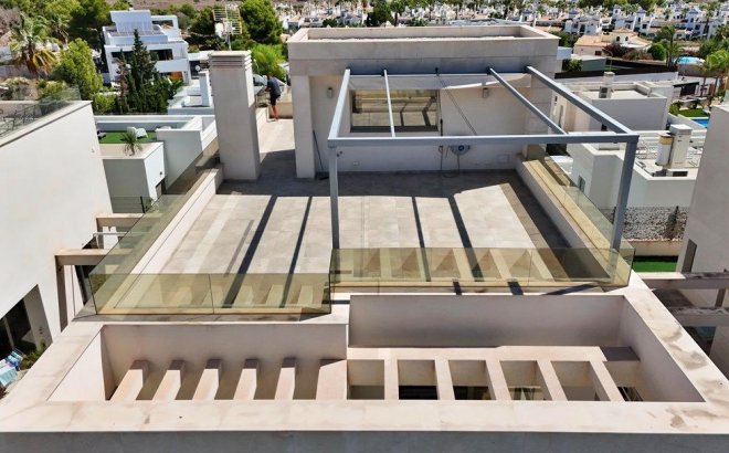 Resale - Villa -
Orihuela Costa - Villamartín