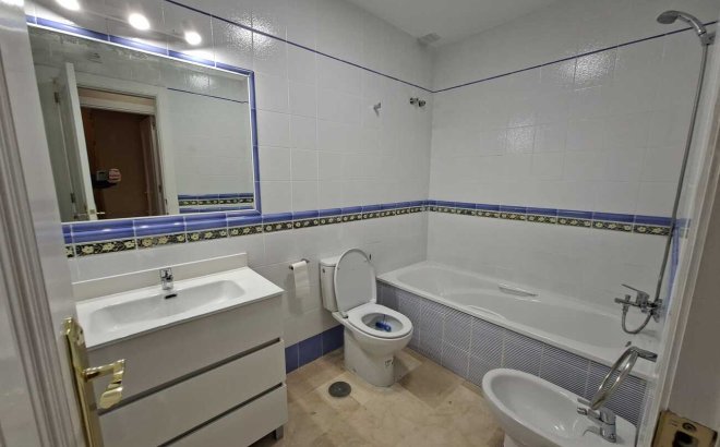 Resale - Bungalow -
Villamartin - Costa Blanca