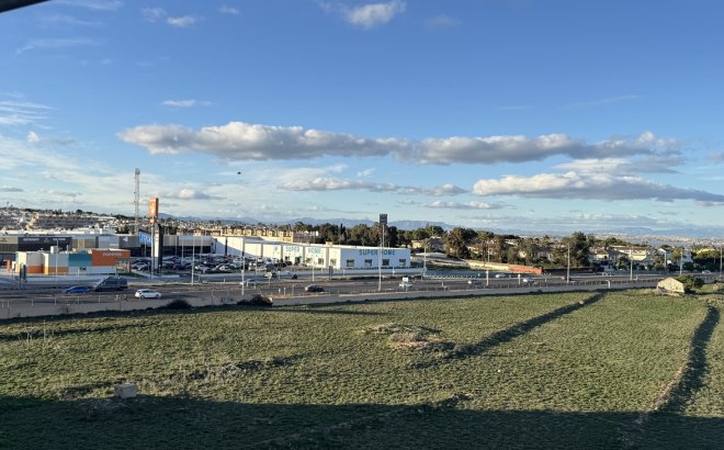 Resale - Penthouse -
Punta Prima - Costa Blanca