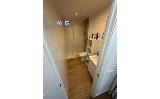 Resale - Apartment -
Torrevieja - Punta Prima