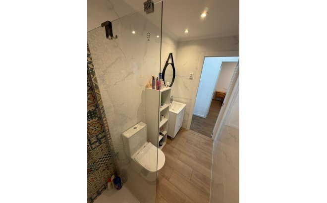 Resale - Apartment -
Torrevieja - Punta Prima