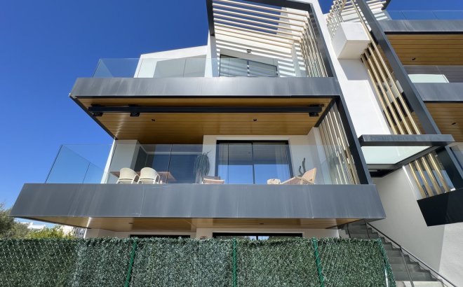 Resale - Apartment -
Las Colinas Golf - Costa Blanca