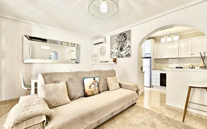 Resale - Town House -
Punta Prima - Costa Blanca