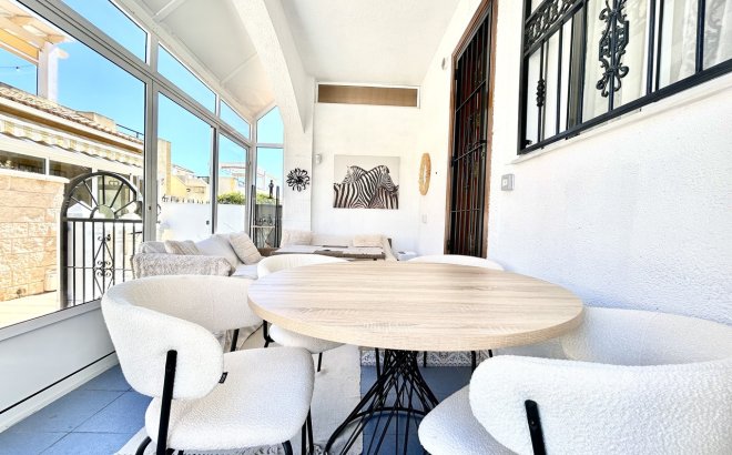 Resale - Town House -
Punta Prima - Costa Blanca