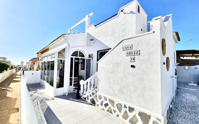 Resale - Town House -
Punta Prima - Costa Blanca