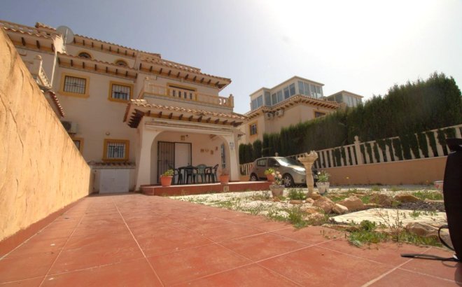 Resale - Town House -
Orihuela Costa - Costa Blanca