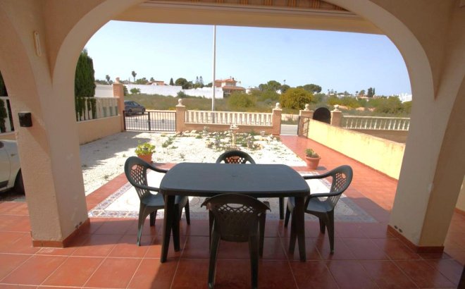 Resale - Town House -
Orihuela Costa - Costa Blanca