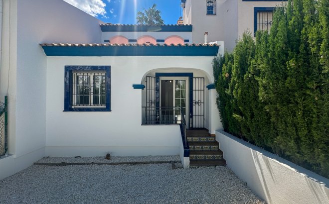 Resale - Town House -
Orihuela Costa - Costa Blanca