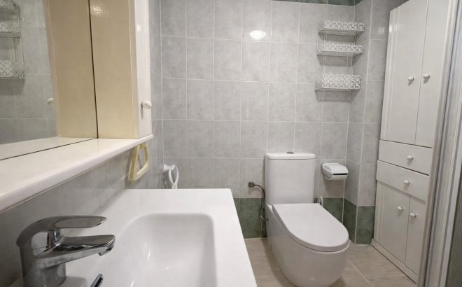 Resale - Apartment -
Torrevieja - Habaneras