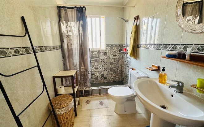 Resale - Apartment -
Torrevieja - Costa Blanca