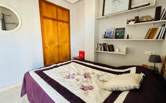 Resale - Apartment -
Torrevieja - Costa Blanca