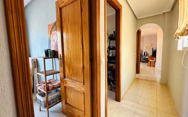 Resale - Apartment -
Torrevieja - Costa Blanca