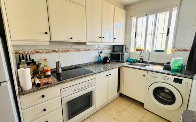 Resale - Apartment -
Torrevieja - Costa Blanca