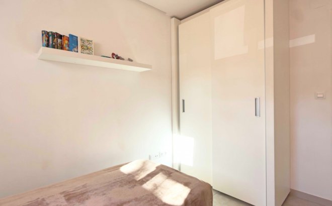 Resale - Apartment -
Orihuela Costa - Costa Blanca