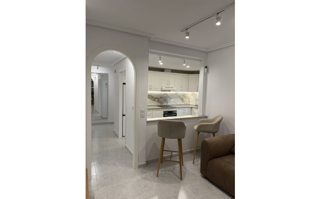 Resale - Apartment -
Lomas De Campoamor - Costa Blanca