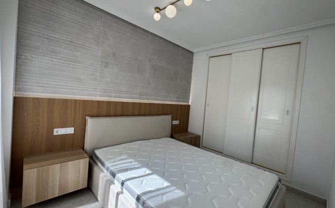 Resale - Apartment -
Lomas De Campoamor - Costa Blanca