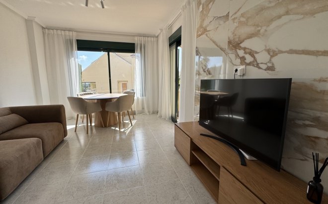 Resale - Apartment -
Lomas De Campoamor - Costa Blanca
