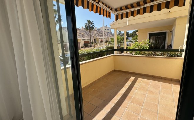 Resale - Apartment -
Lomas De Campoamor - Costa Blanca