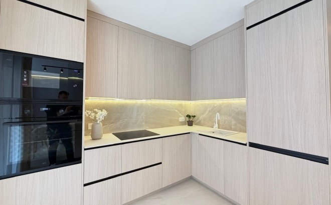 Resale - Apartment -
Torrevieja - Playa del Cura