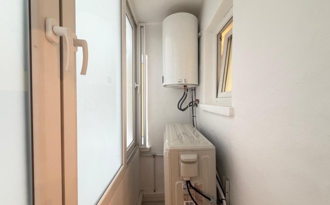 Resale - Apartment -
Torrevieja - Playa del Cura