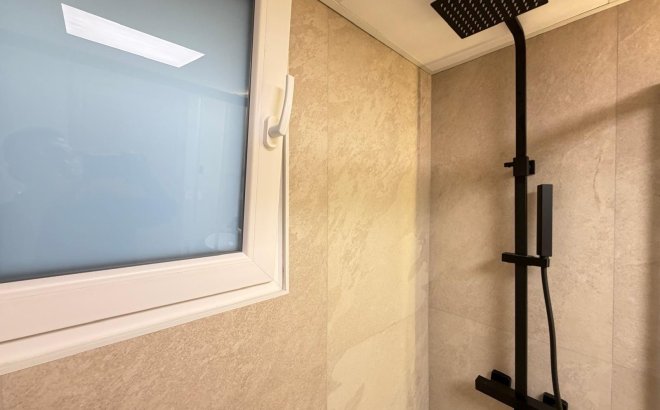 Resale - Apartment -
Torrevieja - Playa del Cura