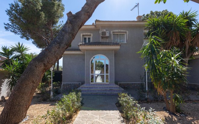 Resale - Villa -
Rojales - Pueblo Bravo