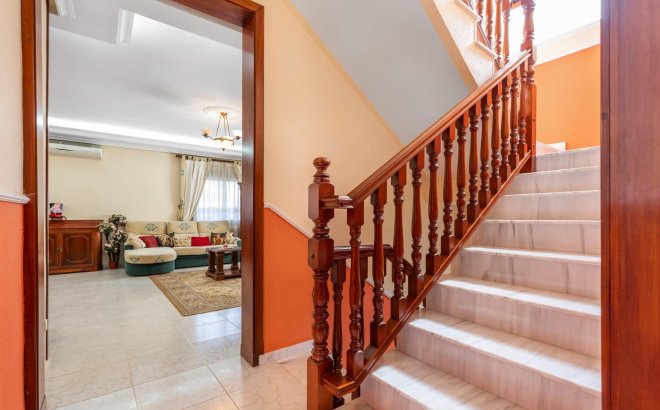 Resale - Villa -
Rojales - Pueblo Bravo