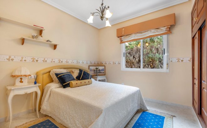 Resale - Villa -
Rojales - Pueblo Bravo