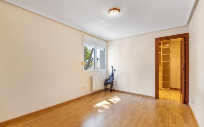 Resale - Villa -
Rojales - Pueblo Bravo