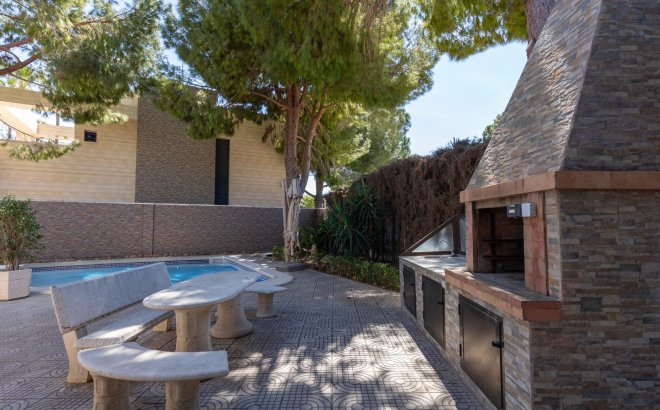 Resale - Villa -
Rojales - Pueblo Bravo