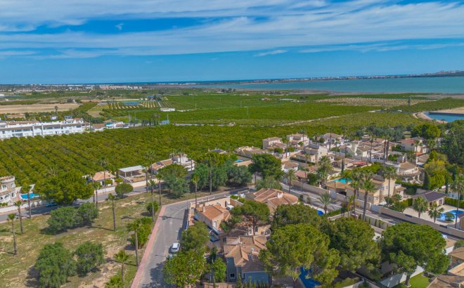 Resale - Villa -
Rojales - Pueblo Bravo