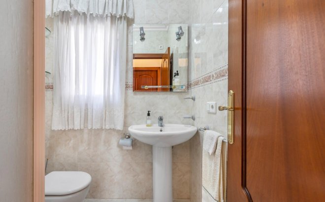 Resale - Villa -
Rojales - Pueblo Bravo