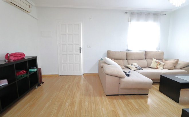 Resale - Quad House -
Torrevieja - Carrefour