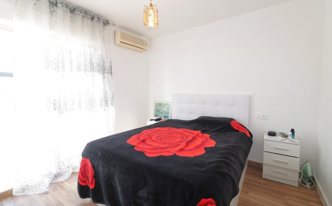 Resale - Quad House -
Torrevieja - Carrefour