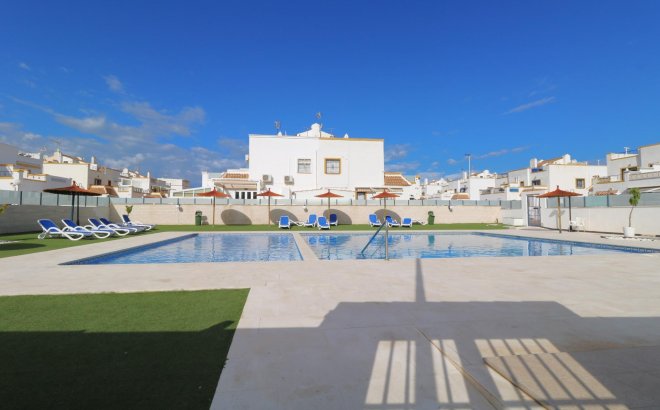 Resale - Quad House -
Torrevieja - Carrefour