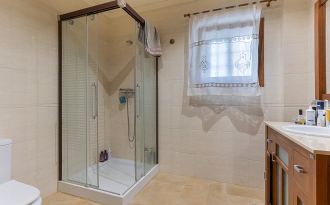 Resale - Villa -
Los Montesinos - Costa Blanca