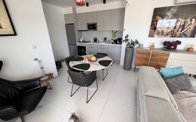 Resale - Apartment -
San Miguel de Salinas - Inland