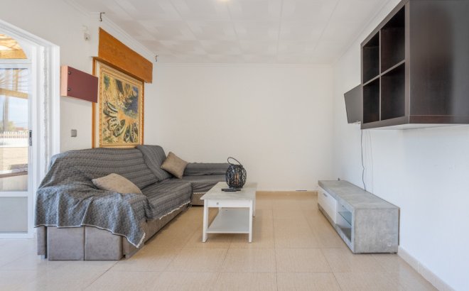 Resale - Villa -
Torrevieja - Costa Blanca
