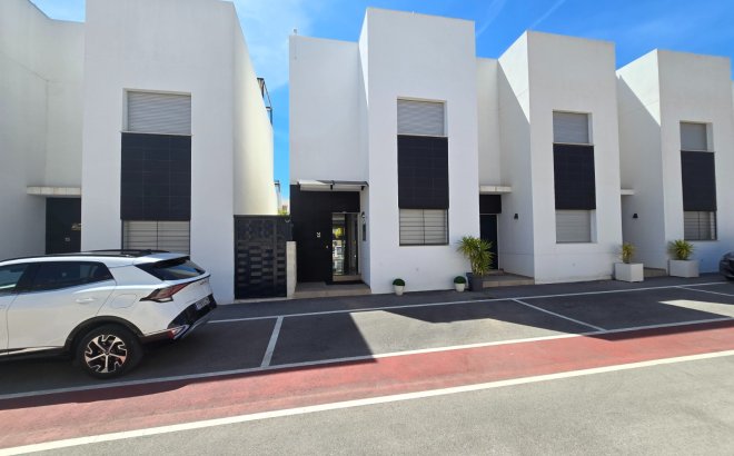 Resale - Town House -
Ciudad Quesada - Costa Blanca