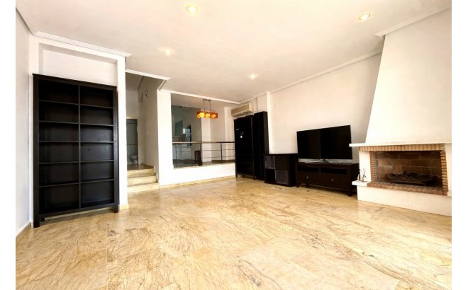 Resale - Town House -
Cabo Roig - Costa Blanca