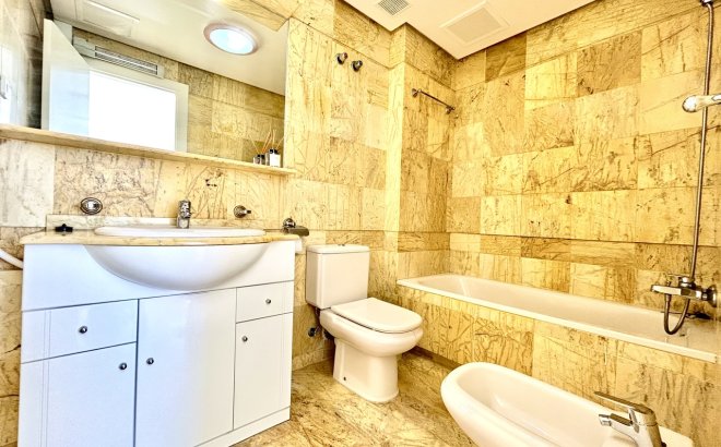 Resale - Town House -
Cabo Roig - Costa Blanca