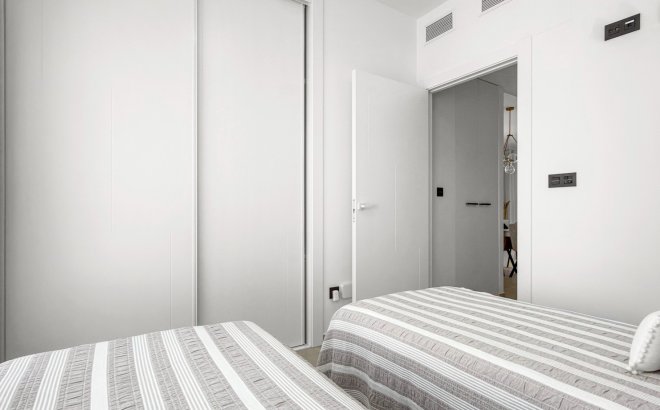 Resale - Apartment -
Torrevieja - Costa Blanca