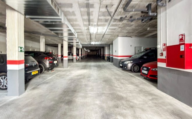 Resale - Apartment -
Torrevieja - Costa Blanca