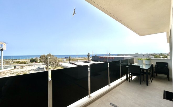 Resale - Apartment -
Playa Flamenca - Costa Blanca