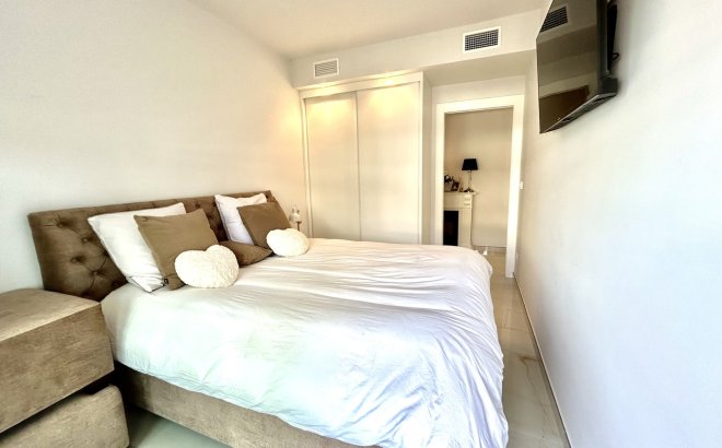 Resale - Apartment -
Playa Flamenca - Costa Blanca